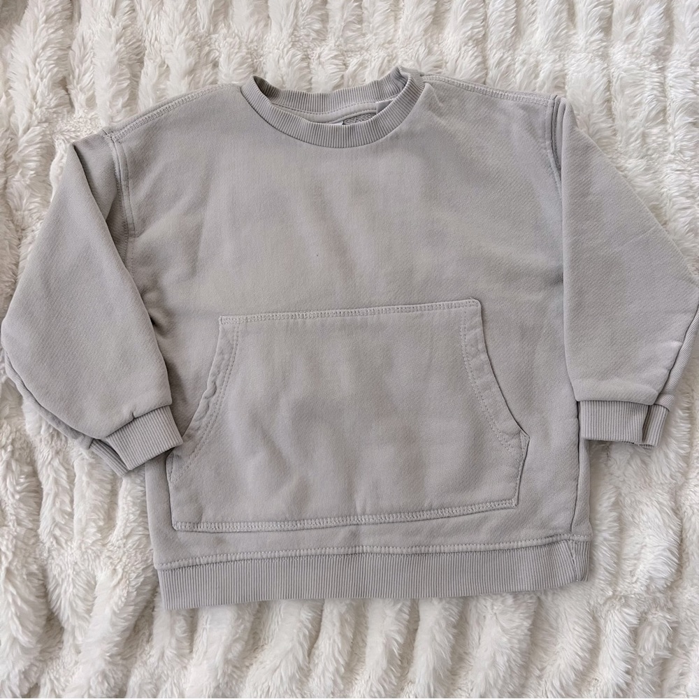 Zara Oversized Sweatshirt (size 18-24M)